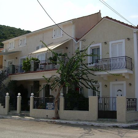 Starvillas Apartments And Studios أيّا إفيميا المظهر الخارجي الصورة